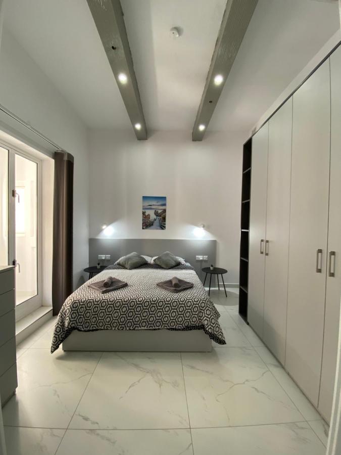 Seaside Apartment In Gzira Esterno foto